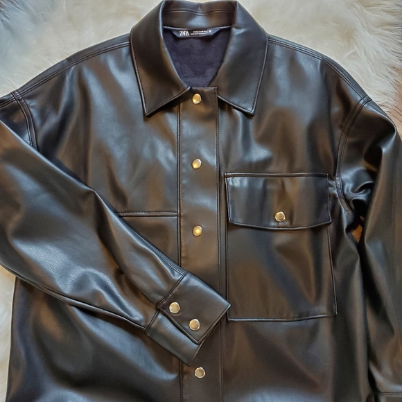 Zara - Oversized Faux Leather Shirt Jacket - Picture 5 of 9
